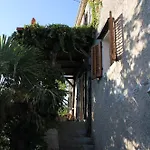 Ferienhaus Romantisches Mit Großem Garten 1200 Qm, Nah Zu Einem Schönen *